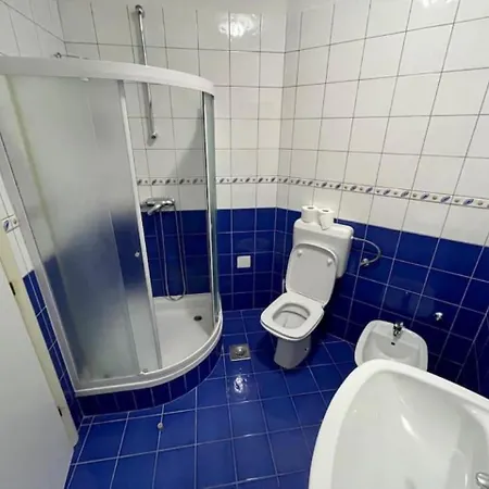 Lovely 1-bedroom W/ Seaview + Free Parking Apartment Trogir